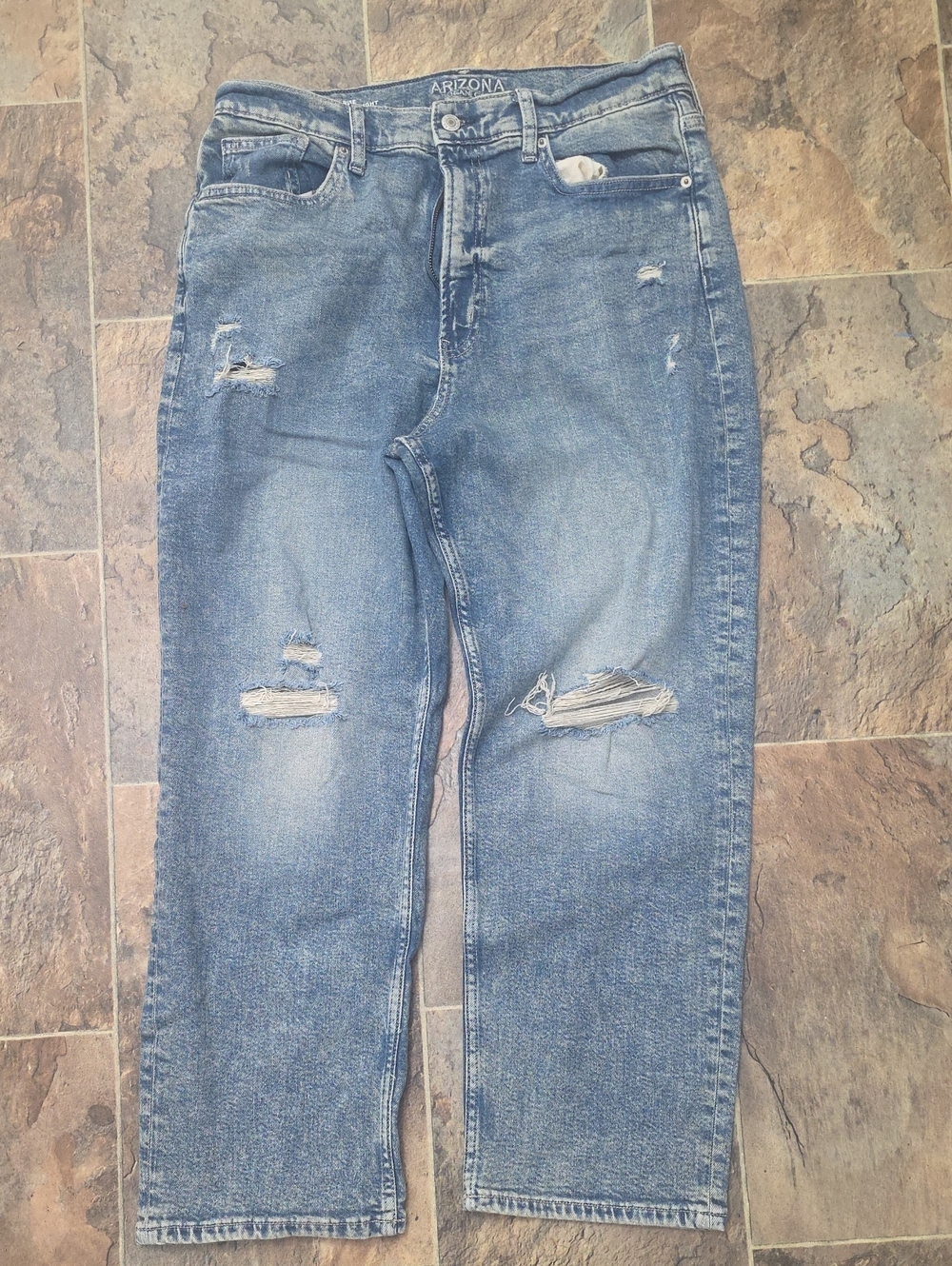 Arizona Jean Company Women's Light Blue Distressed Relaxed Jeans